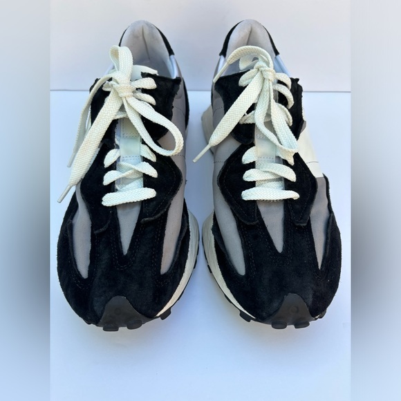 NEW BALANCE 327 Black/Shadow Grey Shoes Men’s - Picture 2 of 11